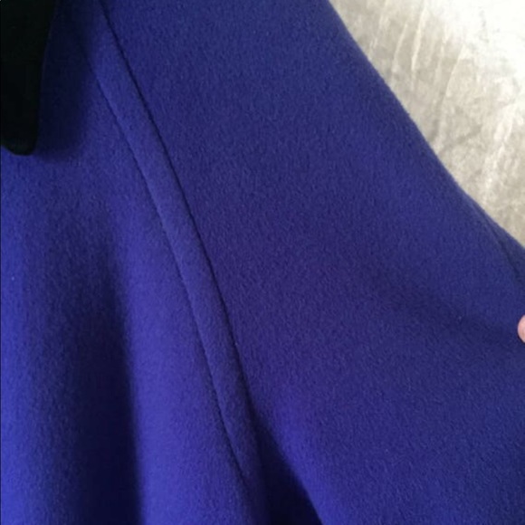 ! Vintage 1992 Wool Dress Coat in Periwinkle Wool with Black Velvet Trim 14 Tall - Picture 5 of 10